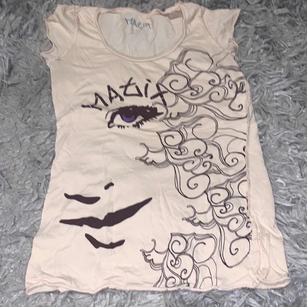 Beautiful Matix brand Purple eyed shirt vintage